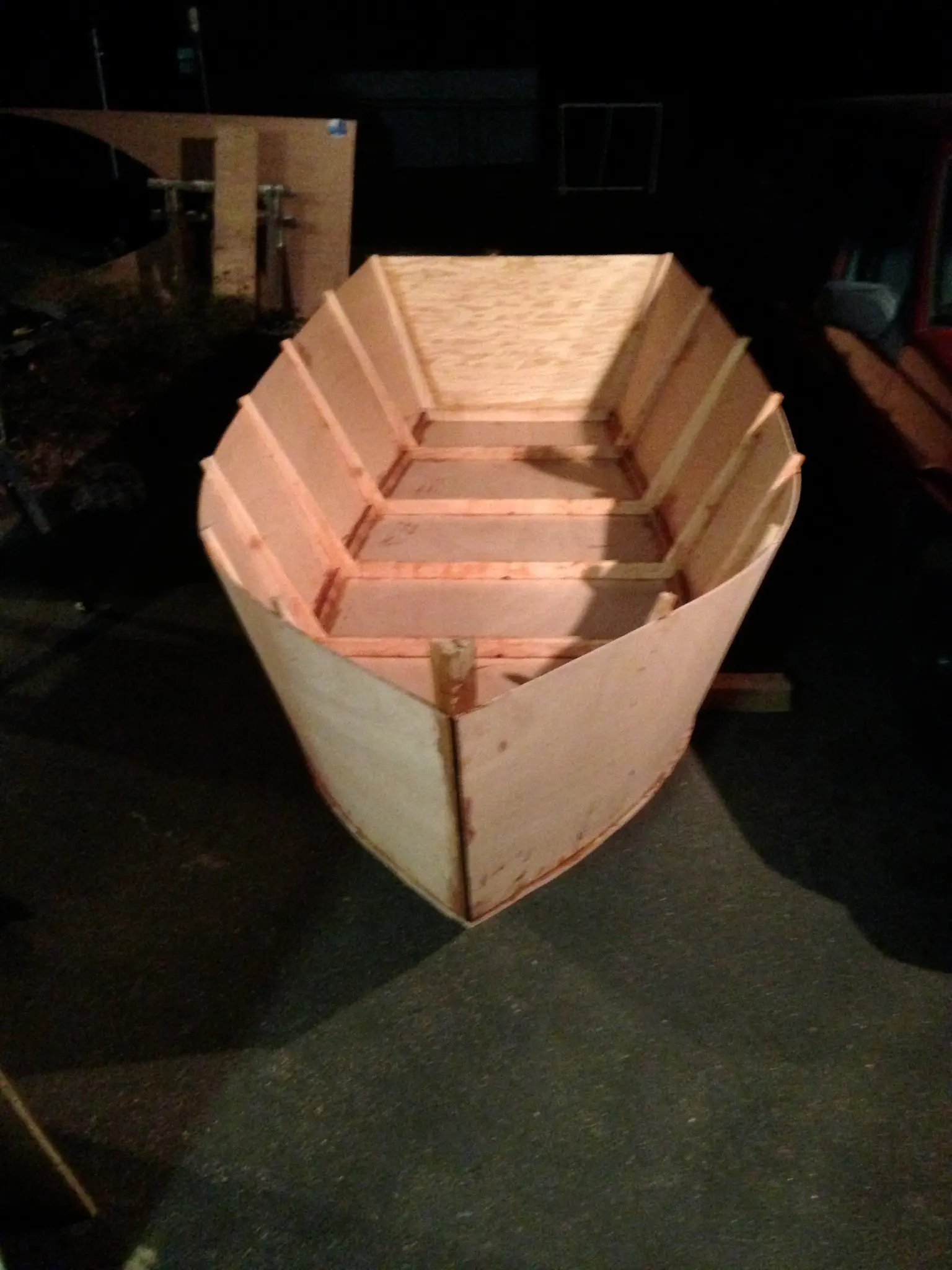 14 ft Rapid Robert: A Hull is Born!