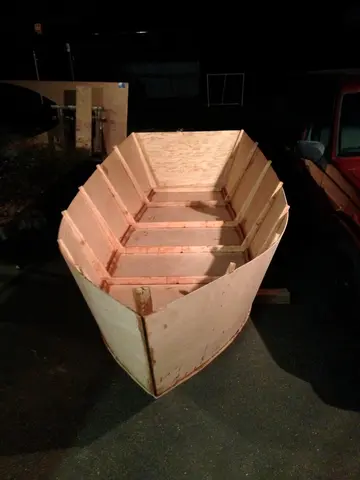 14 ft Rapid Robert: A Hull is Born!