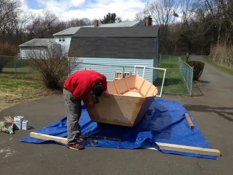 14 ft Rapid Robert: Sealin her up!