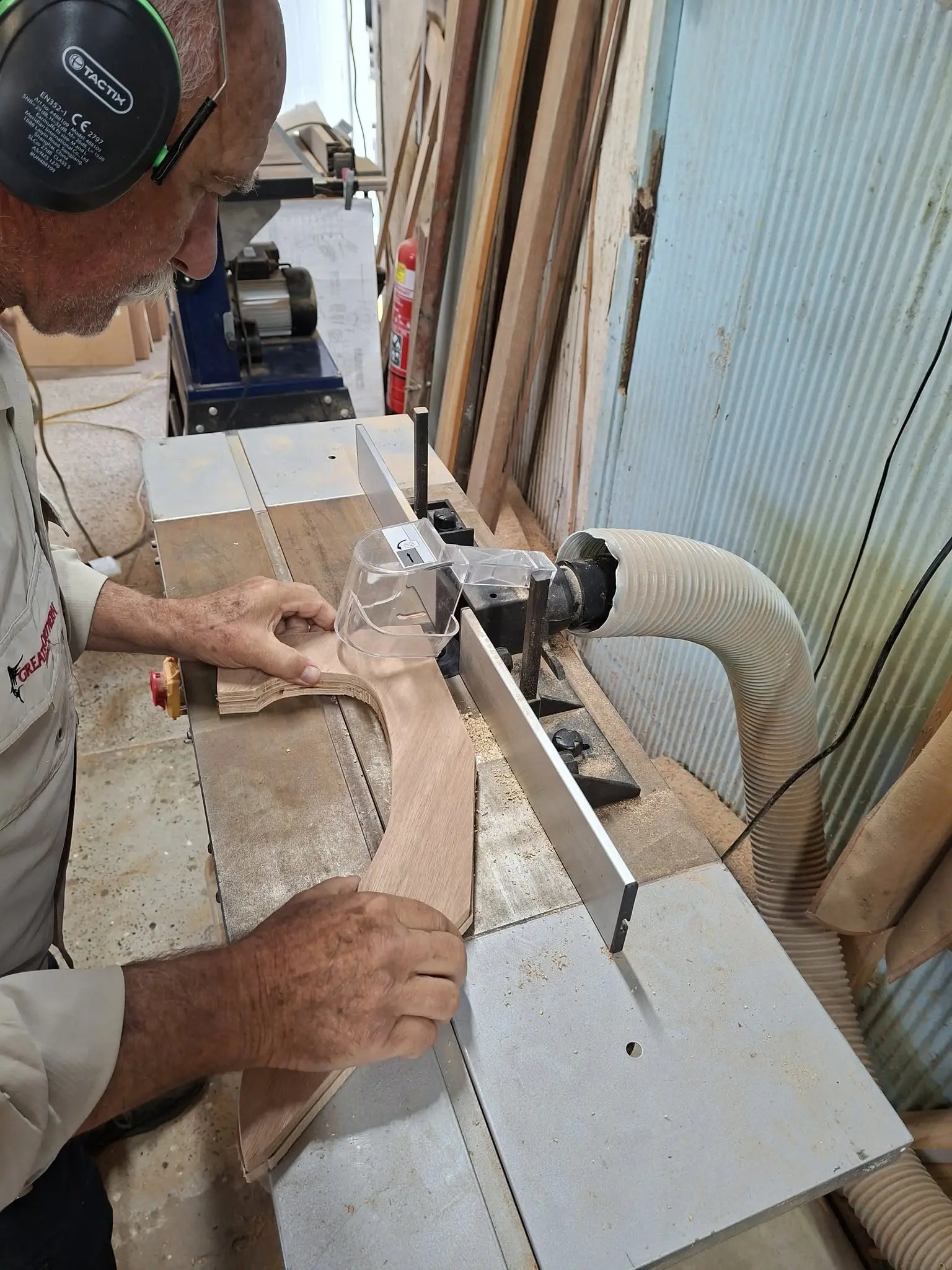 Navigator: Here are some pics of the process of making the navigator components.