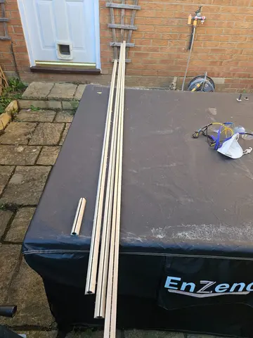 Paper Jet 14: Mast epoxy and sail track