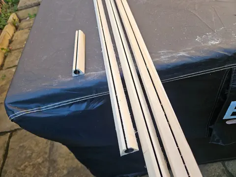Paper Jet 14: Mast epoxy and sail track