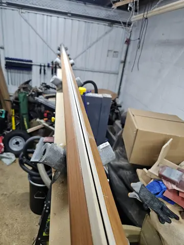 Paper Jet 14: Mast epoxy and sail track