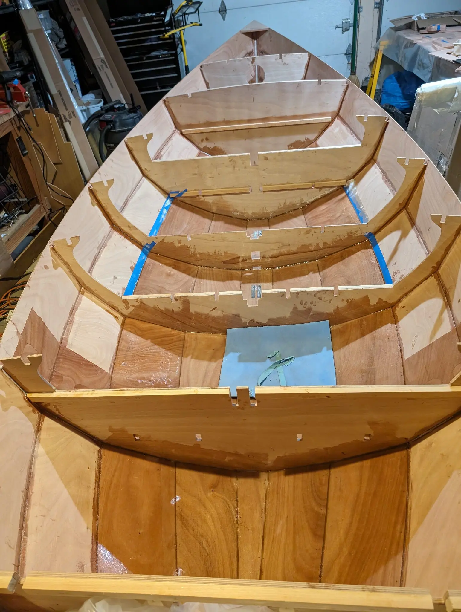The Guider: Glassing the hull interior