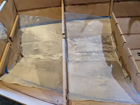 The Guider: Glassing the hull interior