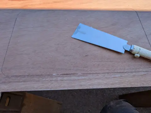 The Guider: Epoxy the cockpit decks, cutting hatches, installing hatch gutters