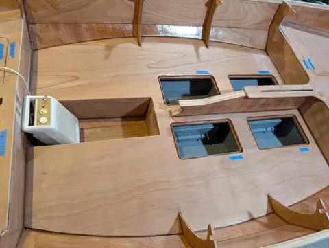 The Guider: Installed main cockpit decks