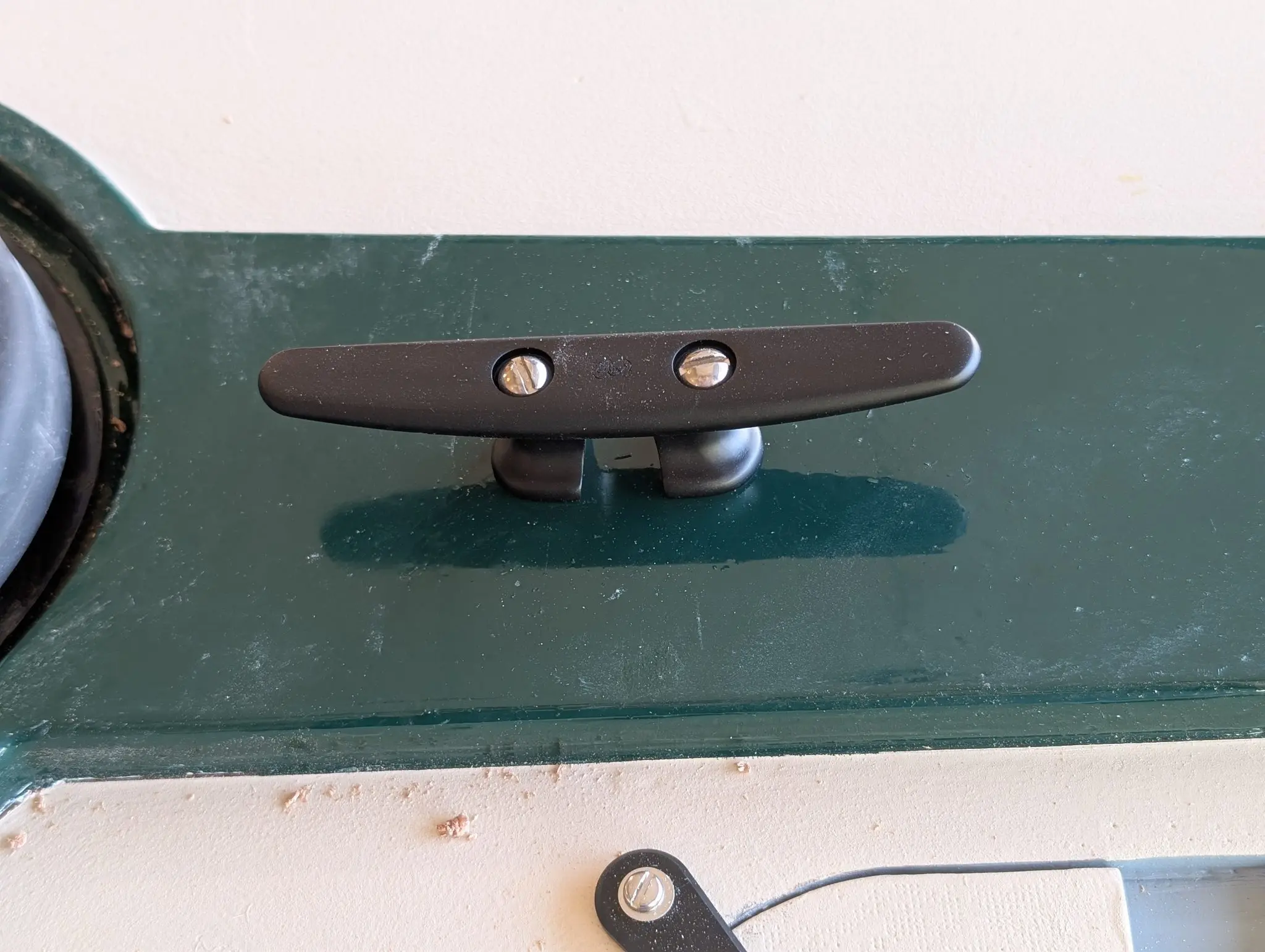 The Guider: Deck hardware