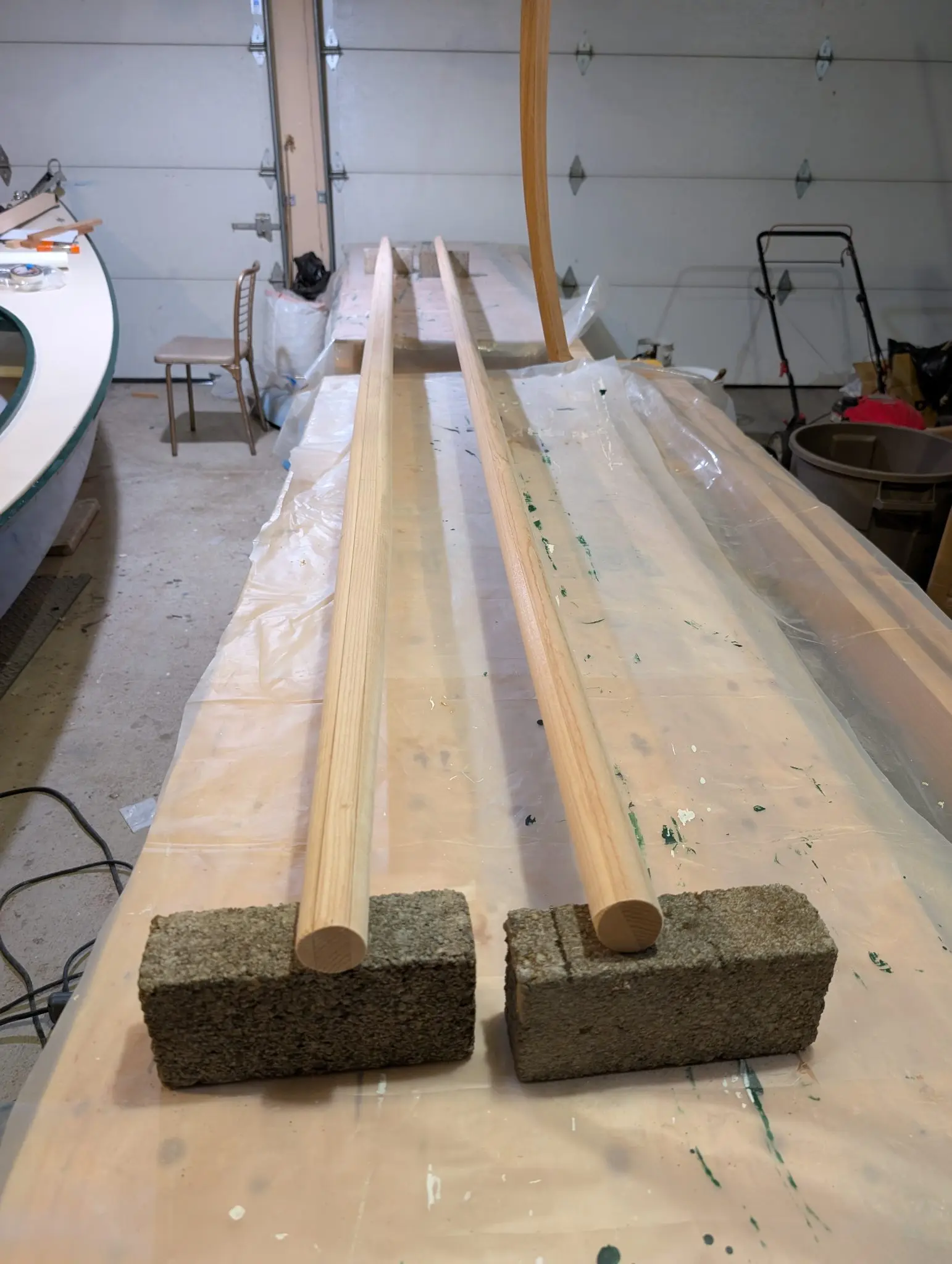 The Guider: Painting spars