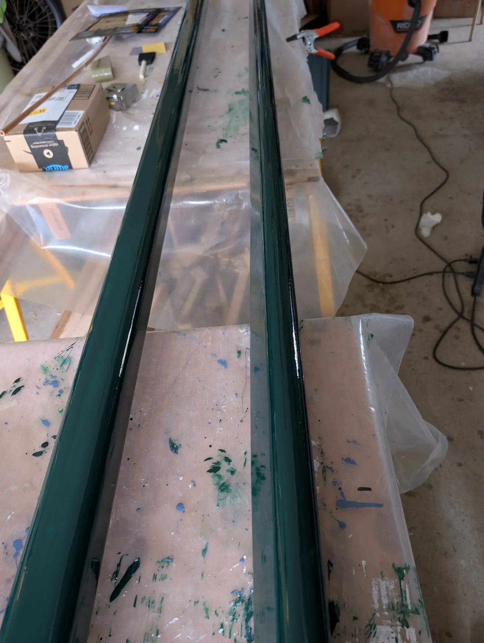 The Guider: Painting spars