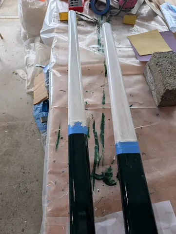 The Guider: Painting spars