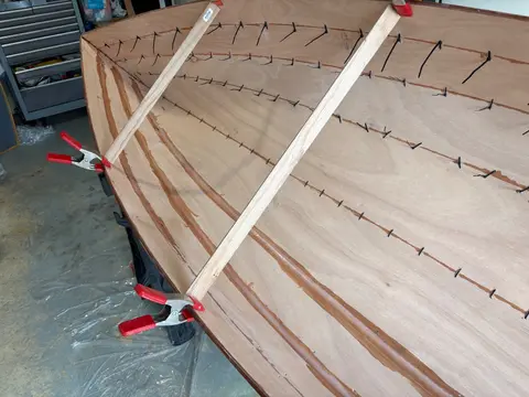 Micro-Wherry: Step 4: first tape
