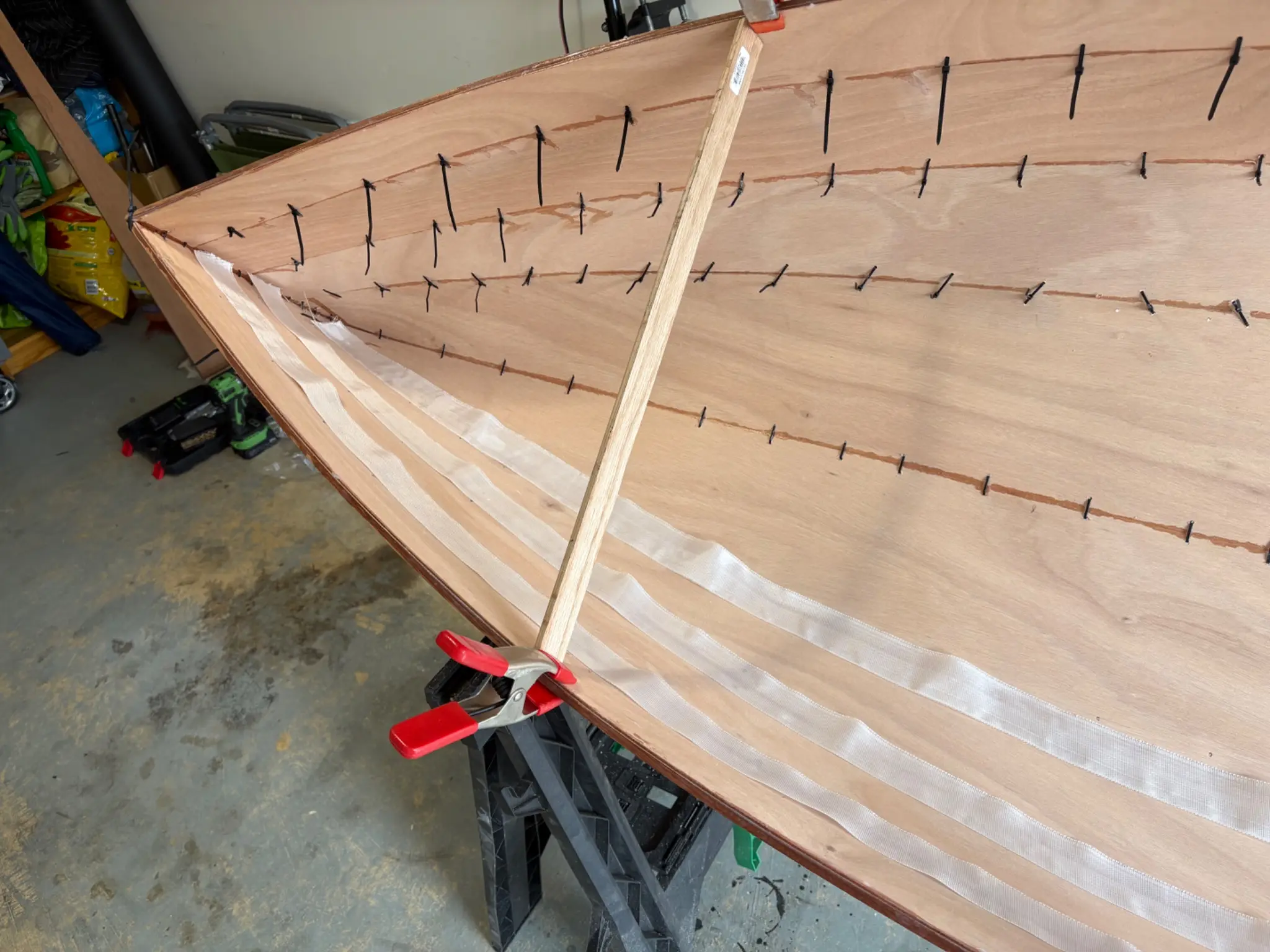 Micro-Wherry: Step 4: first tape