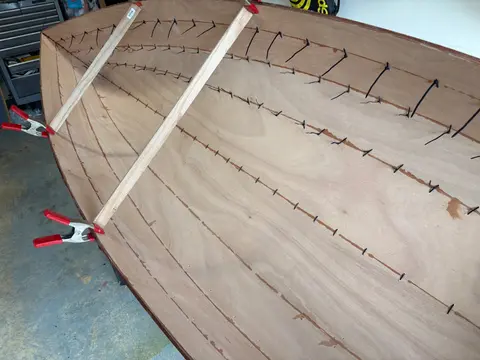 Micro-Wherry: Step 4: first tape