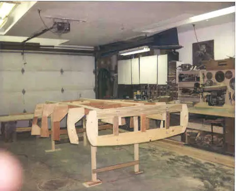 Hot Rod: Full-size mockup: Installing mockup frames 0 thru 4 on motor stringers