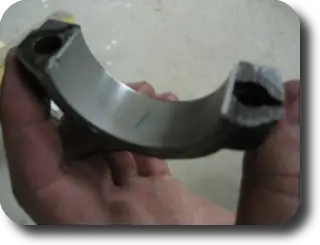 Hot Rod: Chris-Craft 283 rebuild: Cut and place a strip of plastigauge on a main bearing cap