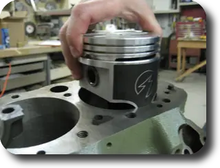 Hot Rod: Chris-Craft 283 rebuild: Cut and place a strip of plastigauge on a main bearing cap
