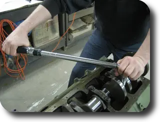 Hot Rod: Chris-Craft 283 rebuild: Cut and place a strip of plastigauge on a main bearing cap