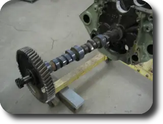 Hot Rod: Chris-Craft 283 rebuild: Cut and place a strip of plastigauge on a main bearing cap