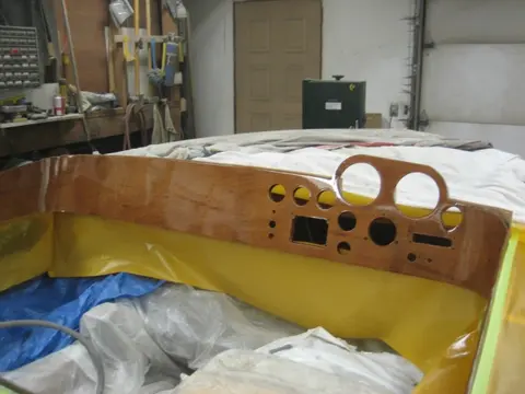 Hot Rod: Carlings and trim: Second lamination, Port corner