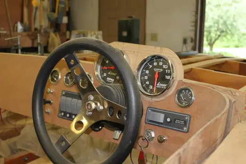 Hot Rod: Carlings and trim: Second lamination, Port corner