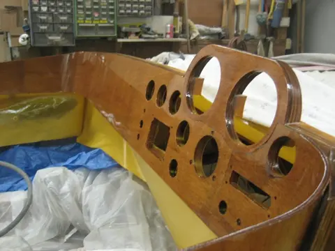 Hot Rod: Carlings and trim: Second lamination, Port corner