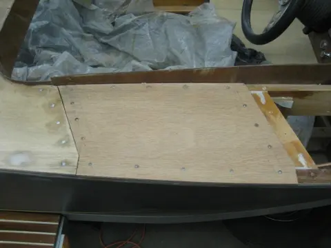 Hot Rod: Deck: Deck blocking was added to handle the plywood joint