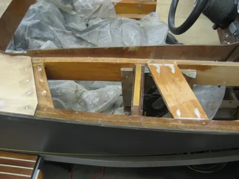 Hot Rod: Deck: Deck blocking was added to handle the plywood joint