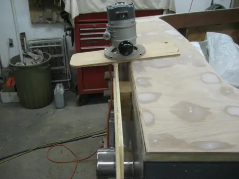 Hot Rod: Deck: With the rear deck panels installed, it's time to put a 1/2" radius on the deck ply at the