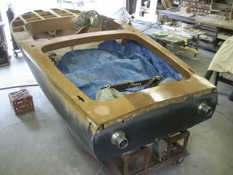 Hot Rod: Deck: Deck was covered with 10 ounce fiberglass cloth