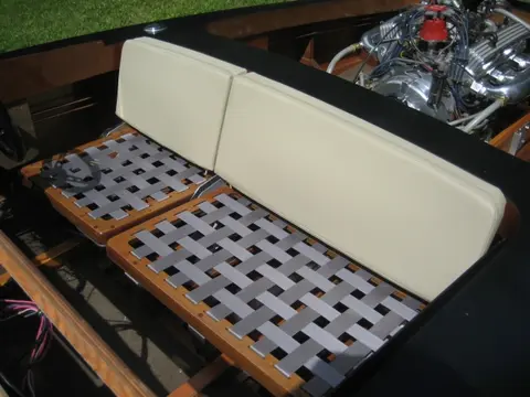 Hot Rod: Seats: Here are some photos of the completed upholstery