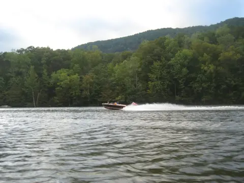 Hot Rod: Glen-L Gathering 2011: The boat needs a major cleanup when we get home !!