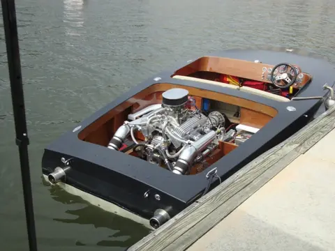 Hot Rod: Glen-L Gathering 2011: The boat needs a major cleanup when we get home !!