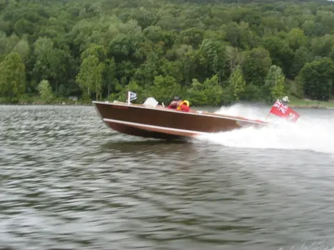 Hot Rod: Glen-L Gathering 2011: The boat needs a major cleanup when we get home !!