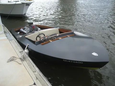 Hot Rod: Glen-L Gathering 2011: The boat needs a major cleanup when we get home !!