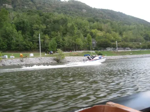 Hot Rod: Glen-L Gathering 2011: The boat needs a major cleanup when we get home !!