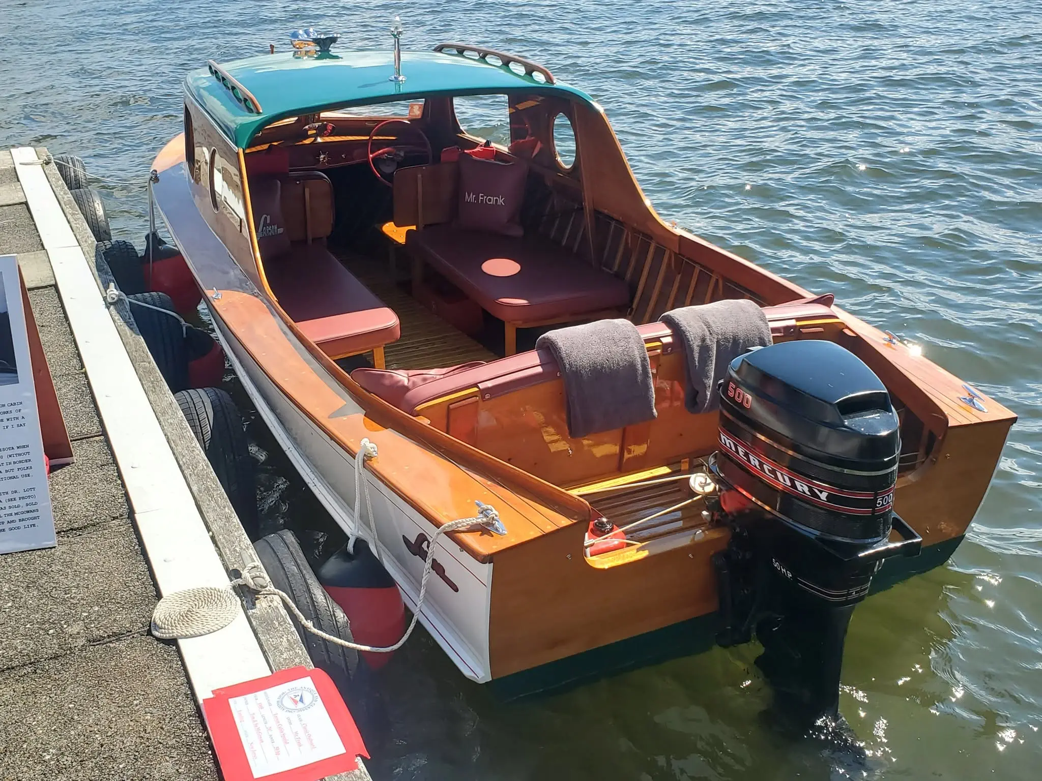 Jersey Girl: Jersey Girl the Houseboat, it turns out, is quite a hit with the ladies!