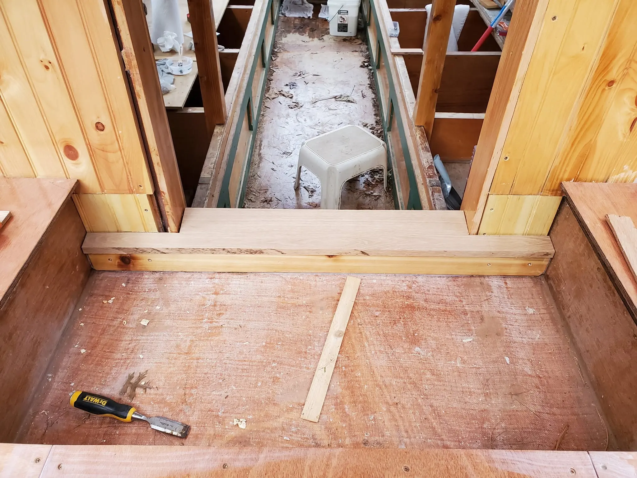 Jersey Girl: Today’s the day to cut a saddle from a 1 x 6-inch piece of white oak for Jersey Girl’s...