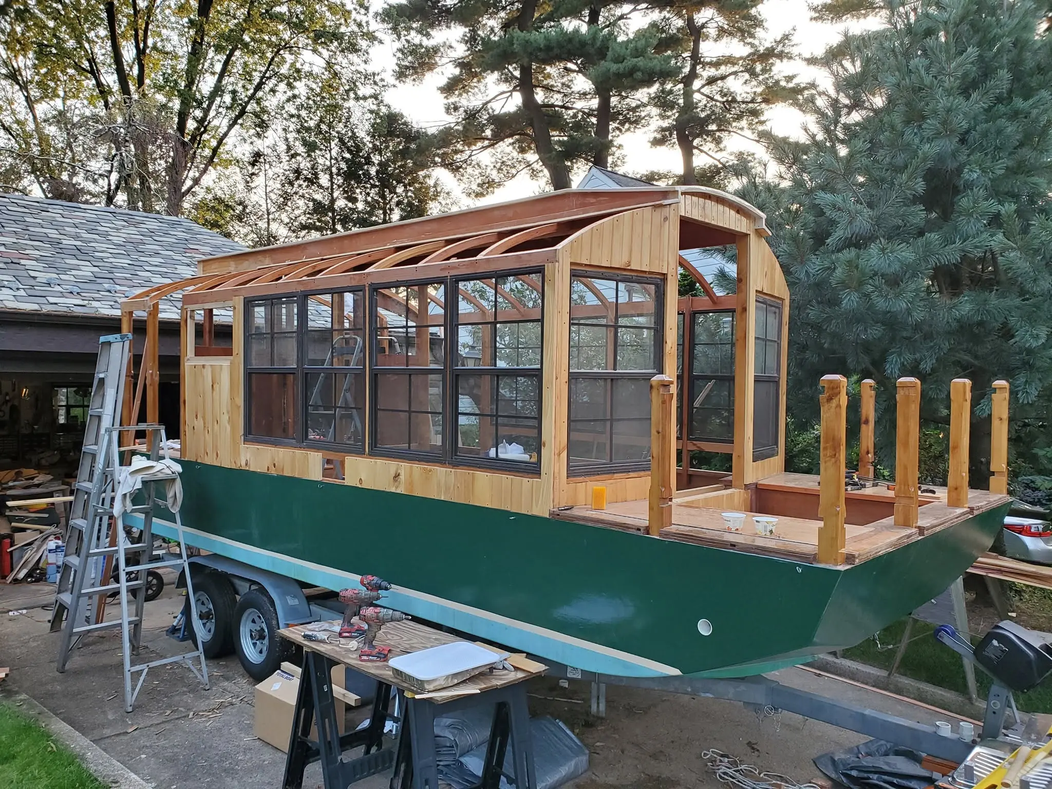 Jersey Girl: Now that the final finish coat has been applies to the central portion of Jersey...