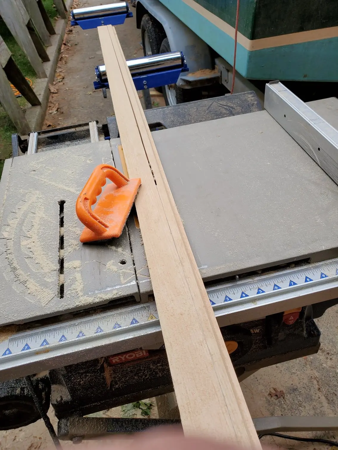 Jersey Girl: Here’s how I measure and make the side edge overhangs for Jersey Girl’s roof.