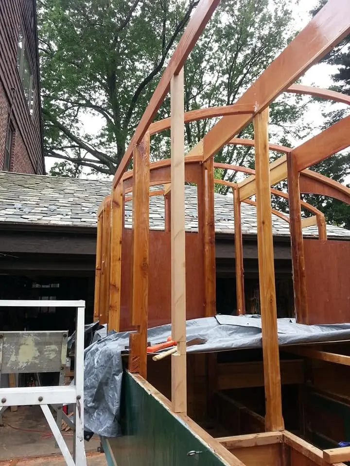Jersey Girl: Fitting Jersey Girl's first window frame.