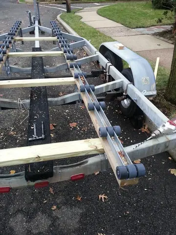 Jersey Girl: I'm getting Jersey Girl's trailer ready to put her into winter storage.