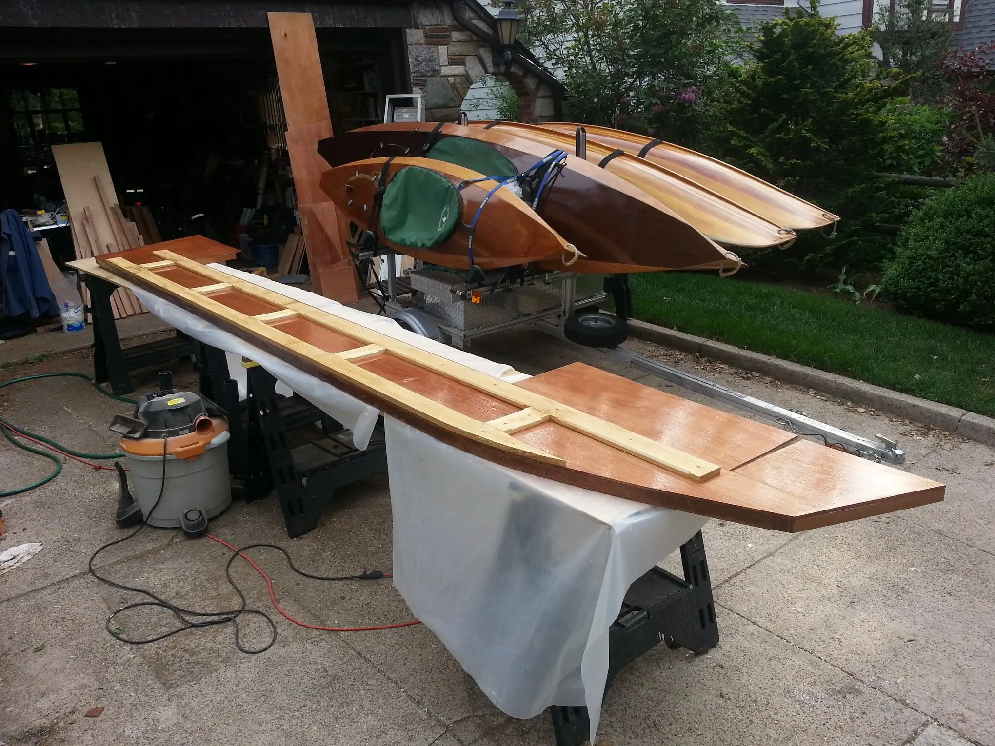 Jersey Girl: The joints in the longitudinal frame are reinforced on the side that will be seen from...