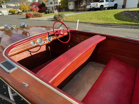 Deluxe Runabout: Remove engine