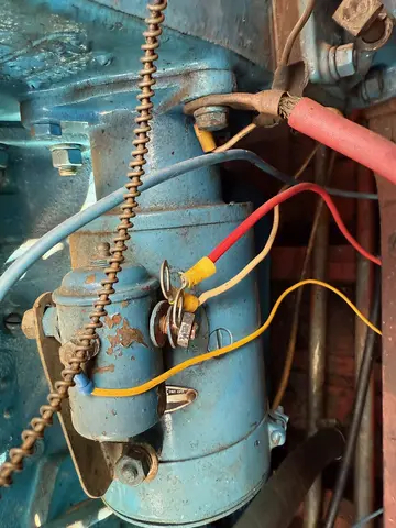 Deluxe Runabout: Remove engine