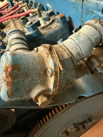 Deluxe Runabout: Remove engine