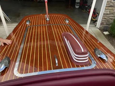 Deluxe Runabout: Upholstery repair