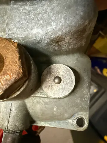 Deluxe Runabout: Upholstery repair