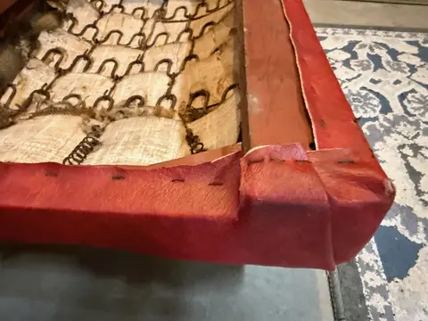 Deluxe Runabout: Upholstery repair