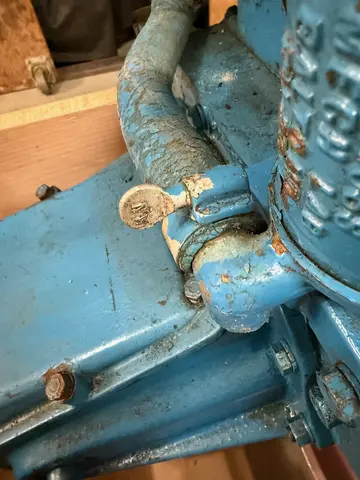 Deluxe Runabout: Upholstery repair